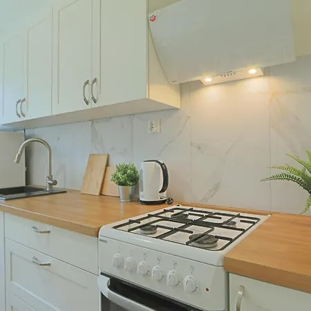 Sunset - Sikorskiego - Sloneczne Mieszkanie W Centrum, Park Zdrojowy 100m